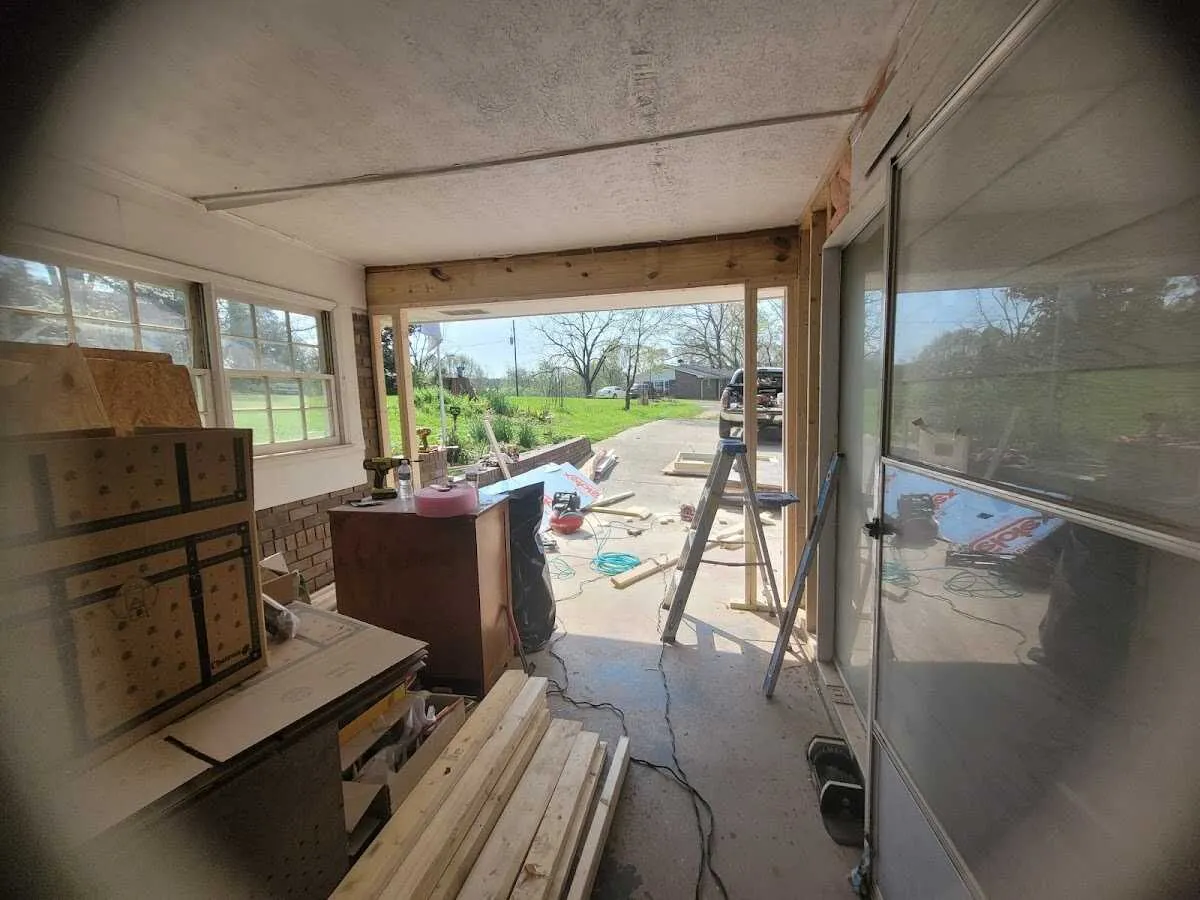 Air movers and dehumidifier for Drying & Dehumidification in Ammon